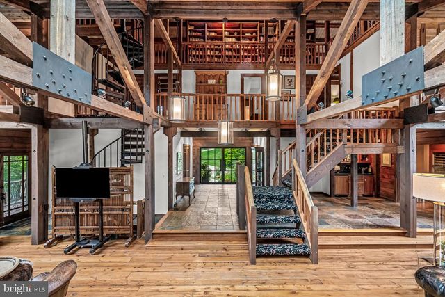 1408 RENE RD, Villanova, PA 19085