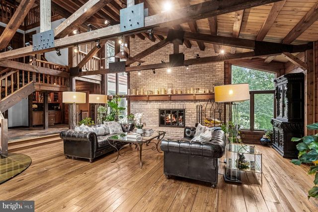 1408 RENE RD, Villanova, PA 19085