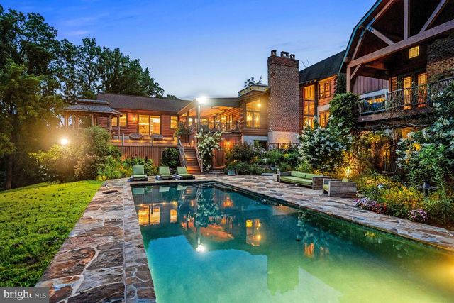 1408 RENE RD, Villanova, PA 19085