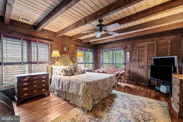 1408 RENE RD, Villanova, PA 19085