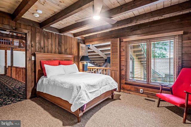 1408 RENE RD, Villanova, PA 19085