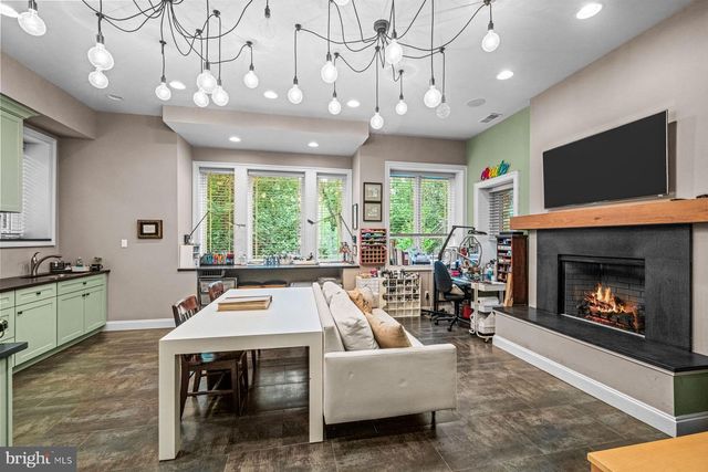1408 RENE RD, Villanova, PA 19085