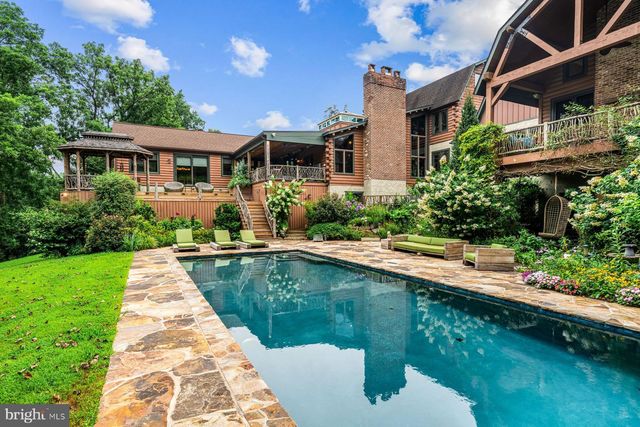 1408 RENE RD, Villanova, PA 19085