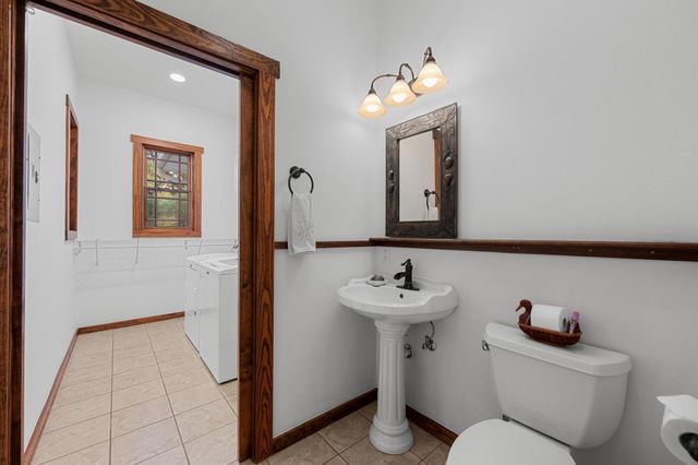 611 Post Oak DR, Dripping Springs, TX 78620