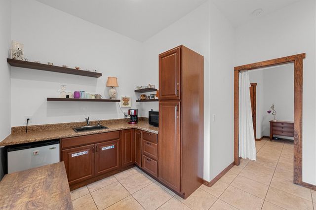 611 Post Oak DR, Dripping Springs, TX 78620