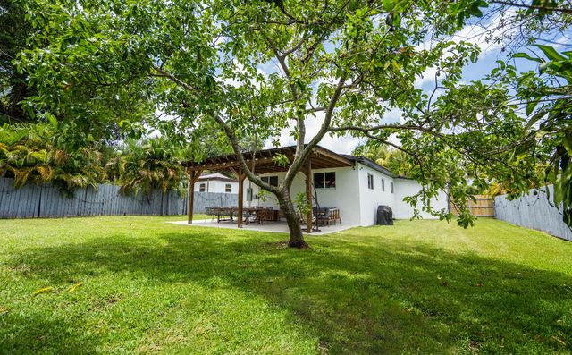 246 NE 118th Street, Miami, FL 33161