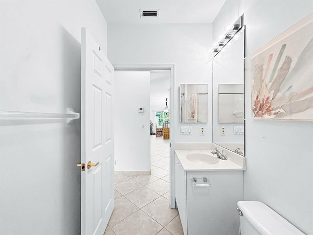 7880 Laina Lane 3, Boynton Beach, FL 33437