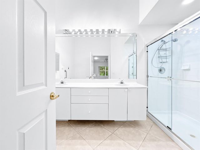 7880 Laina Lane 3, Boynton Beach, FL 33437