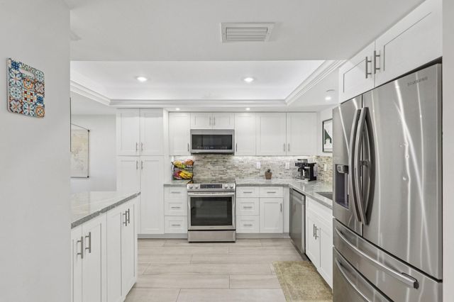 665 SE 21st Avenue 107, Deerfield Beach, FL 33441