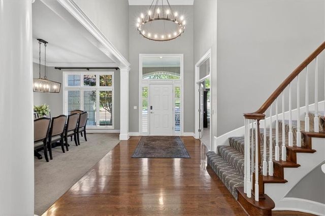9516 Cailler Drive, Lenexa, KS 66220