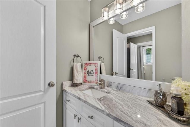 9516 Cailler Drive, Lenexa, KS 66220
