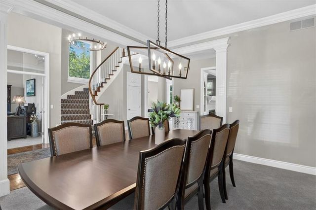 9516 Cailler Drive, Lenexa, KS 66220