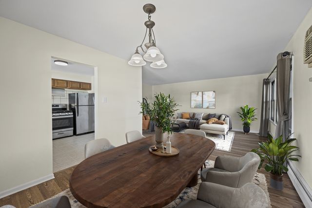 444 Washington Boulevard 207, Oak Park, IL 60302