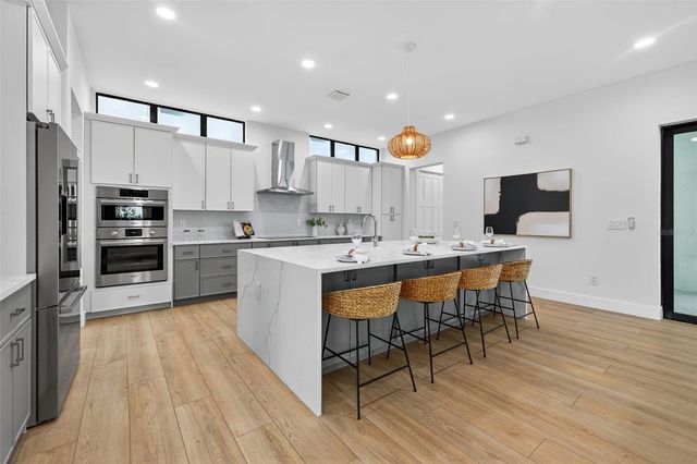 4527 26TH AVENUE S, St Petersburg, FL 33711