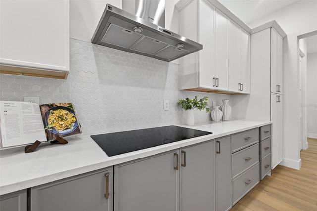 4527 26TH AVENUE S, St Petersburg, FL 33711