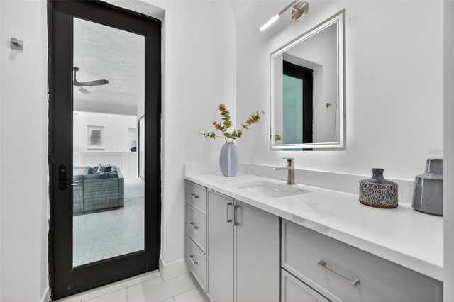 4527 26TH AVENUE S, St Petersburg, FL 33711