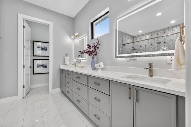 4527 26TH AVENUE S, St Petersburg, FL 33711