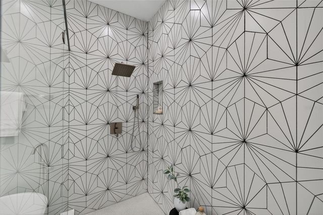 4527 26TH AVENUE S, St Petersburg, FL 33711