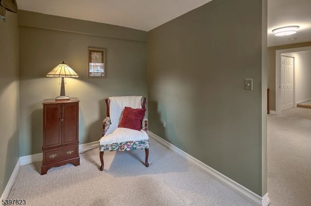 1 Dogwood Dr, Mendham Twp., NJ 07960