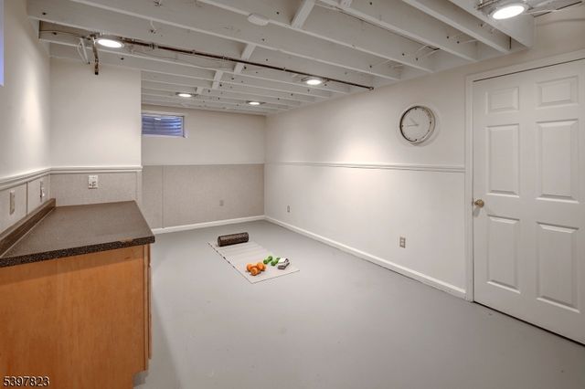 1 Dogwood Dr, Mendham Twp., NJ 07960