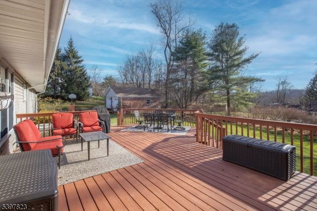 1 Dogwood Dr, Mendham Twp., NJ 07960