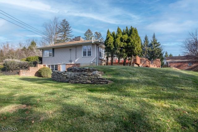 1 Dogwood Dr, Mendham Twp., NJ 07960