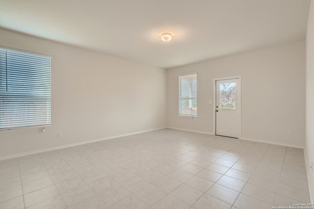 11107 Hilltop Barn, San Antonio, TX 78254