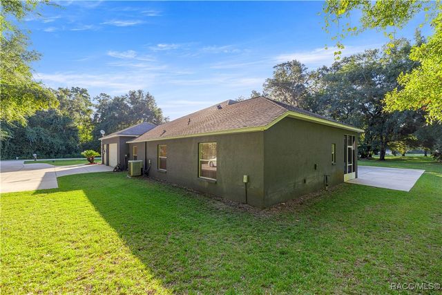 11250 N Blackfoot Point, Citrus Springs, FL 34434