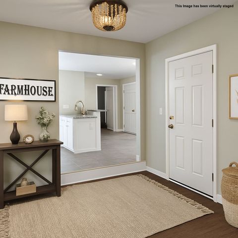 935 McKellar Dr, Tullahoma, TN 37388