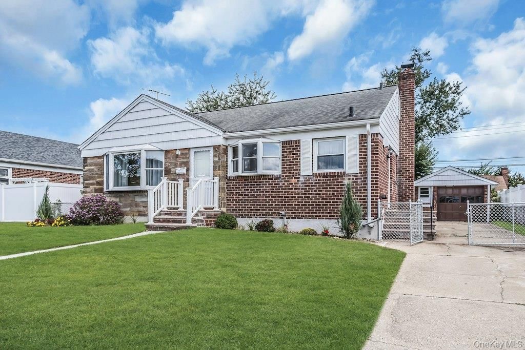 74 Bette Road, East Meadow, NY 11554 — photo 2
