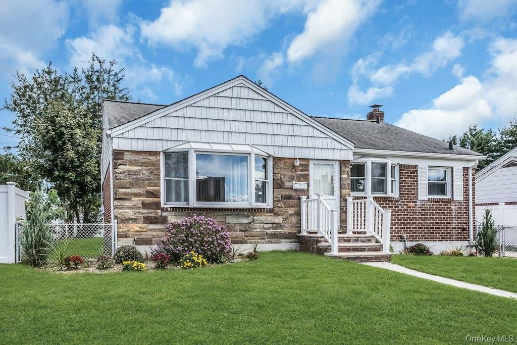 74 Bette Road, East Meadow, NY 11554 — photo 3