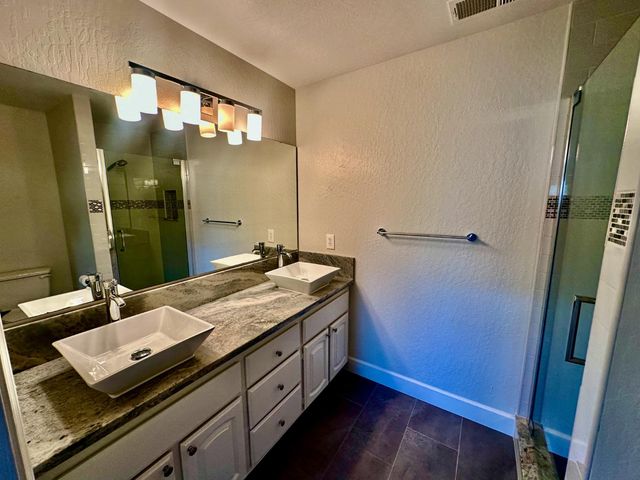 454 Hilltop Estates Dr, Copperopolis, CA 95228