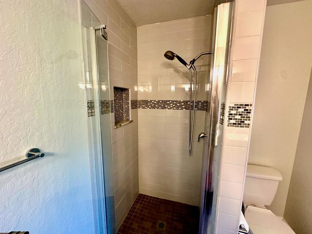 454 Hilltop Estates Dr, Copperopolis, CA 95228