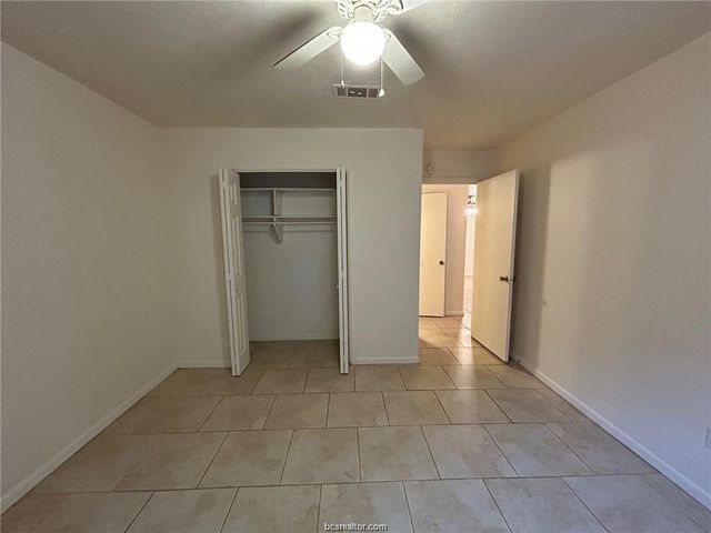 1913 Pine Tree Drive B, Bryan, TX 77802
