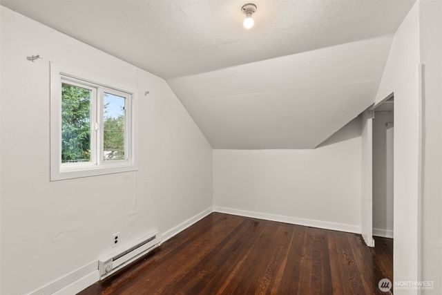 720 Washington Avenue, Raymond, WA 98577