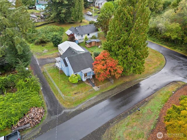 720 Washington Avenue, Raymond, WA 98577