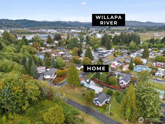 720 Washington Avenue, Raymond, WA 98577