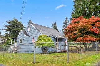 720 Washington Avenue, Raymond, WA 98577