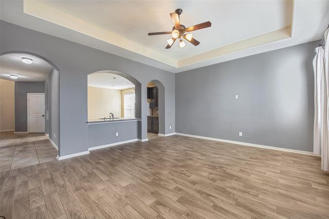 204 Echo Brook Lane, Dickinson, TX 77539