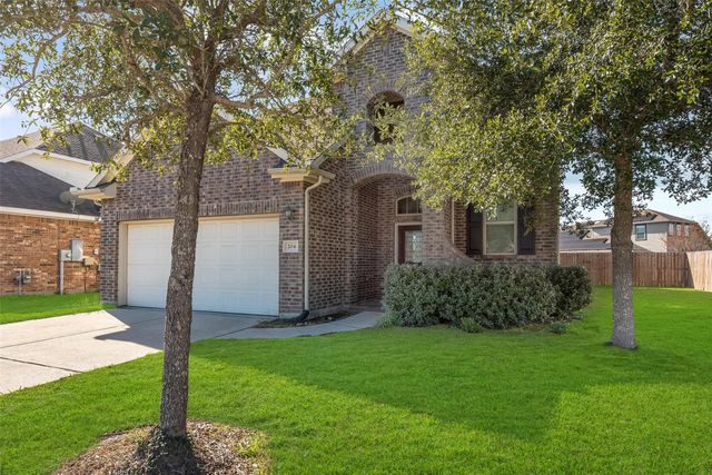 204 Echo Brook Lane, Dickinson, TX 77539