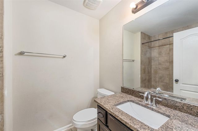 204 Echo Brook Lane, Dickinson, TX 77539