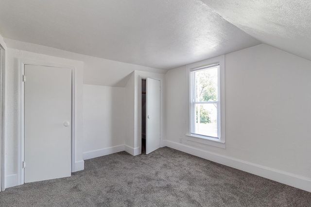 803 SHIOCTON STREET, New London, WI 54961
