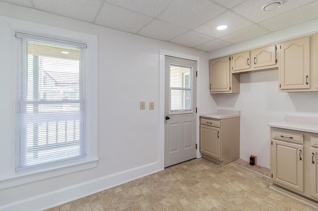 803 SHIOCTON STREET, New London, WI 54961