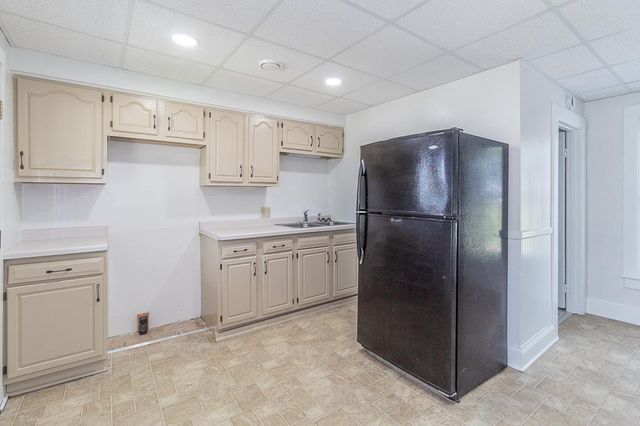803 SHIOCTON STREET, New London, WI 54961