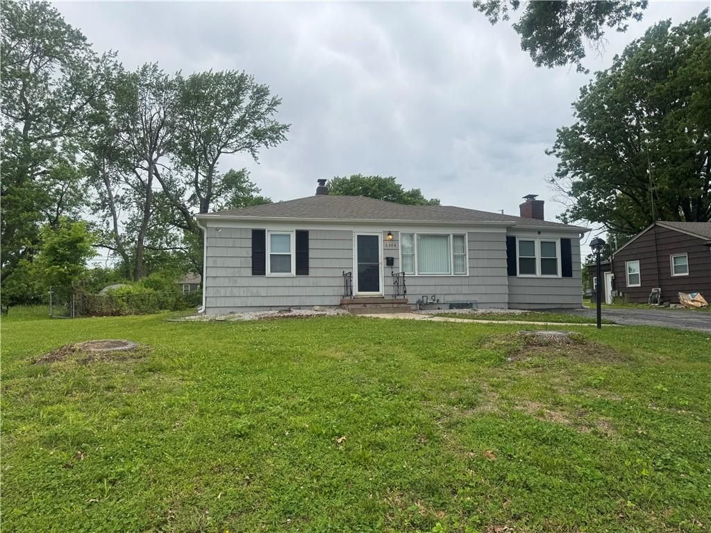 6304 Hunter Street, Raytown, MO 64133