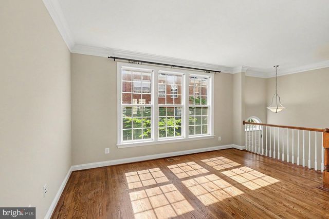 8046 RESERVE WAY, Vienna, VA 22182