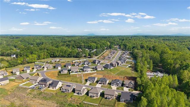 6235 Kershaw Meadows Road, Pfafftown, NC 27040