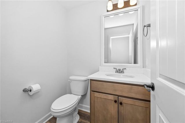 6235 Kershaw Meadows Road, Pfafftown, NC 27040