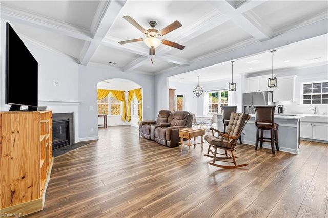 6235 Kershaw Meadows Road, Pfafftown, NC 27040