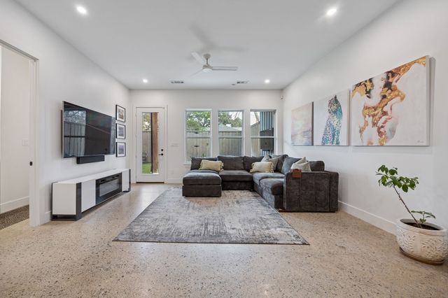 5104 Vandelia Street, Dallas, TX 75235